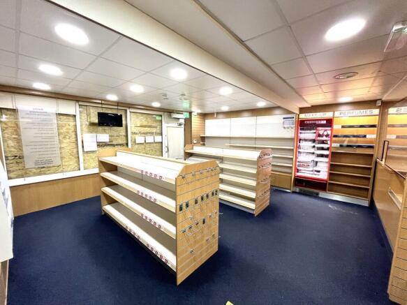 FRONT RETAIL AREA
