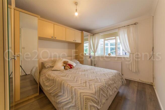 48 Pentre Close-6.jpg