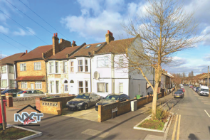 125, Vicarage Road, London E10 5DR