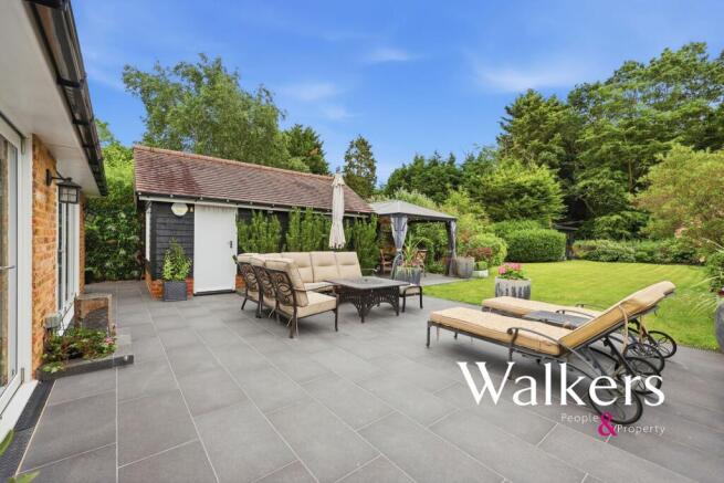 Hay Green Lane, Hook End, Brentwood photo 4
