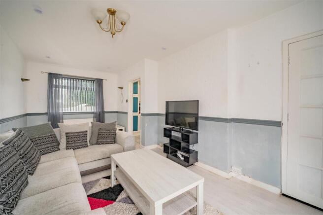 49 Douglas Road Dundee-1.JPG