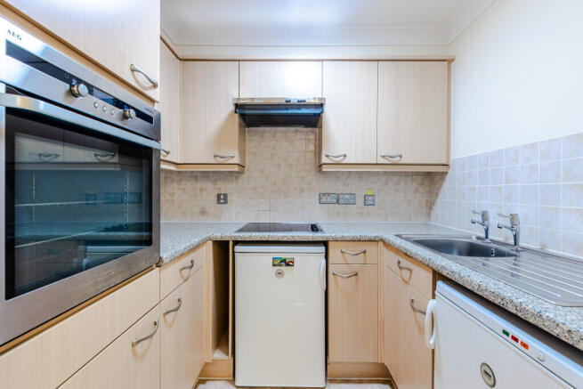 1 bed Flat for sale Image 5