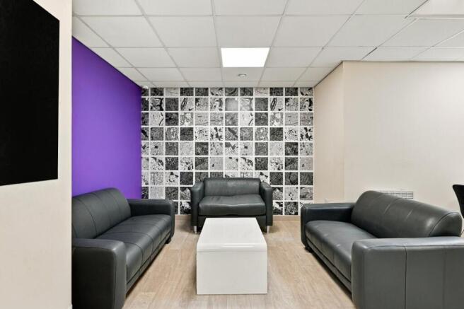 1 bed Flat to rent Image 7