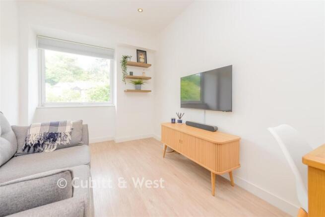 Living/Dining Area