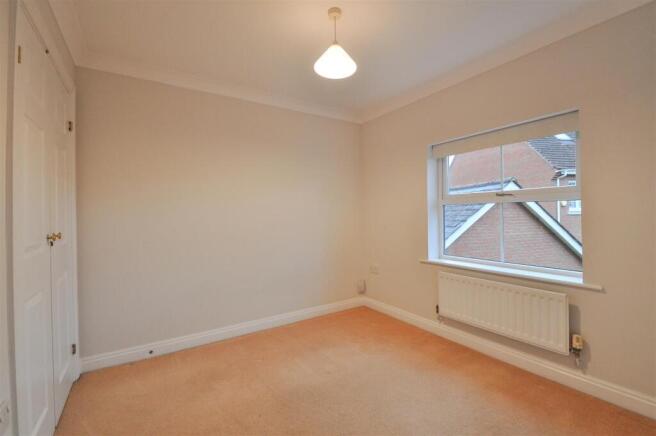 Bedroom 4.jpg