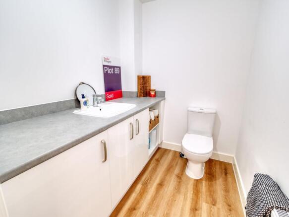 Trusdale Avenue, Dinnington, S25 - More