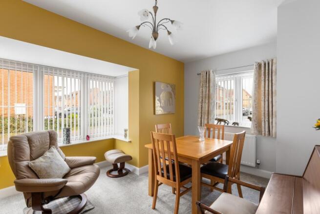 4 bed Detached for sale Image 9