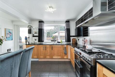 Fairview Gardens, Chatteris