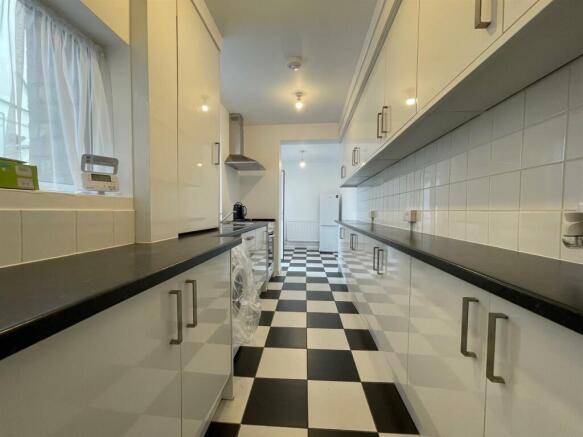 Well appointed breakfast kitchen