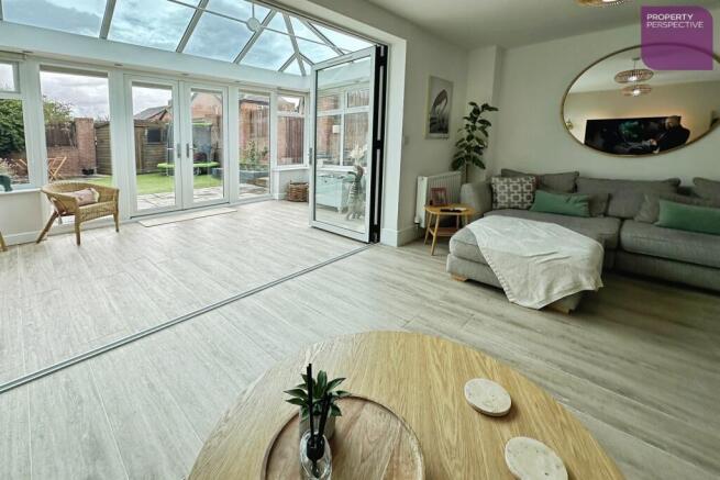 3 bed Semi-Detached for sale Image 8