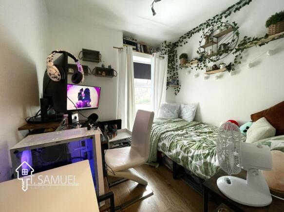 Bedroom3A.JPG