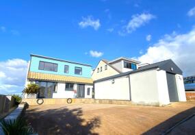 26, Ryll Court Drive, Exmouth EX8 2JP