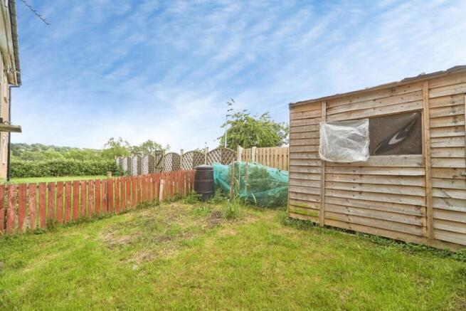 3 bed Terraced for sale Image 4