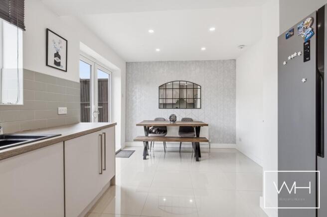 3 bed Semi-Detached for sale Image 9