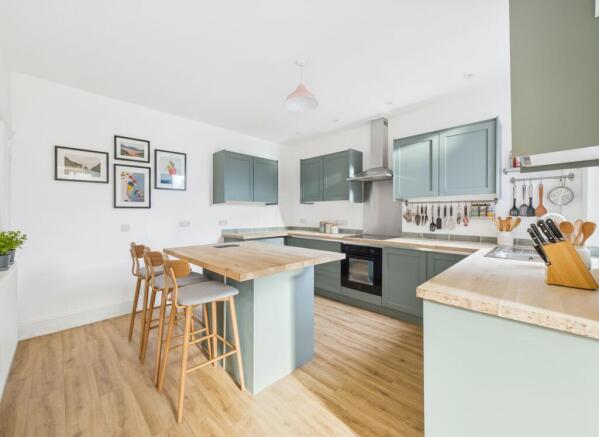 Breakfast Kitchen (Virtually Furnished)