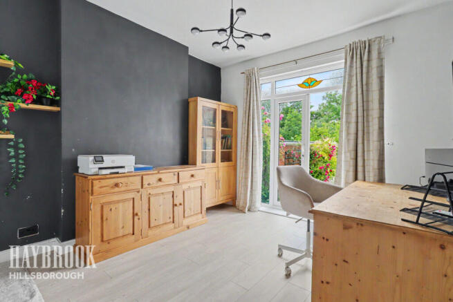 3 bed Detached for sale Image 9