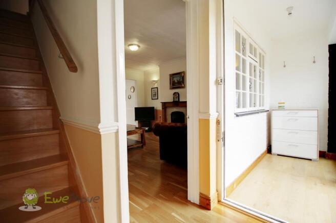 Entrance / corridor