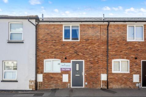 New Street, Horsham, RH13