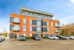 Flat 7, 5, The Kilns, Redhill RH1 2NX