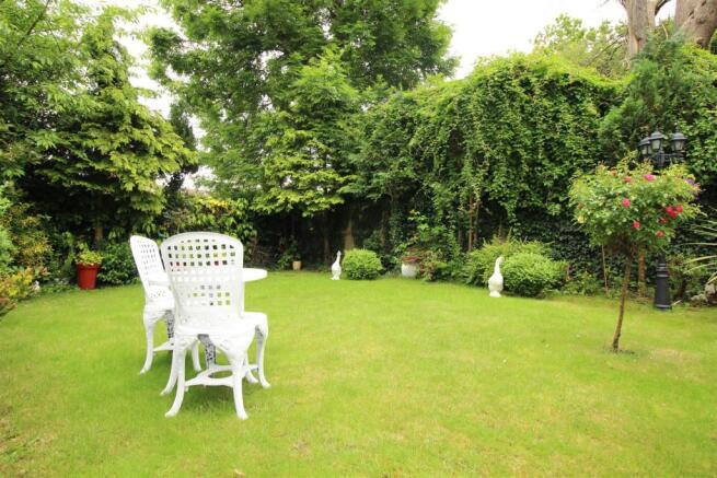 GARDEN