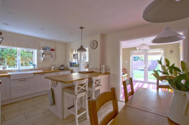 Kitchen - dining - p