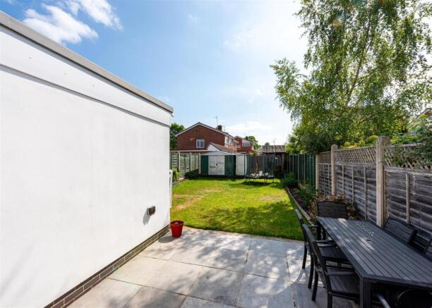 72 Chillington Drive-garden1.jpg