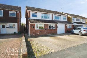 15, Norbury Close, Colchester CO6 1XN