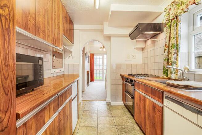3 bed Semi-Detached for sale Image 7