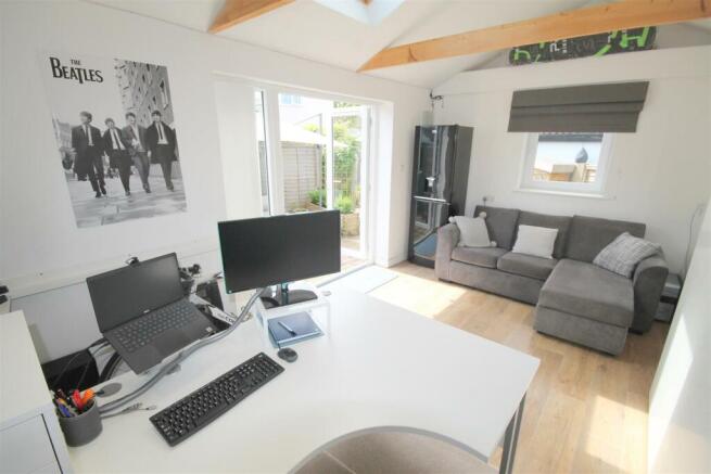 BHR Garden Room iii.JPG