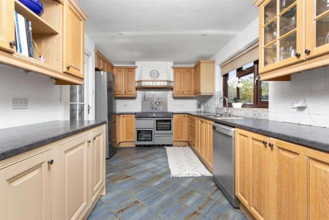 34 Ashwells, Yelvertoft