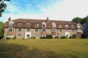 Flat 18, Grange Mansions, Kingston Road, Epsom KT17 2AD