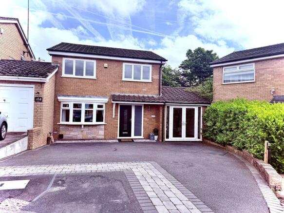 4 bed detached house for sale Denholme, Up Hollan
