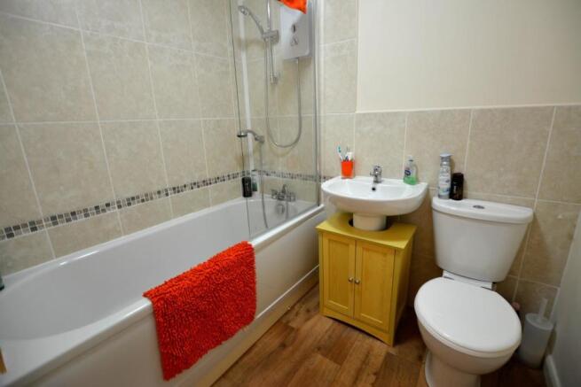 Bathroom.JPG