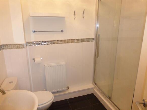 En-suite Bathroom