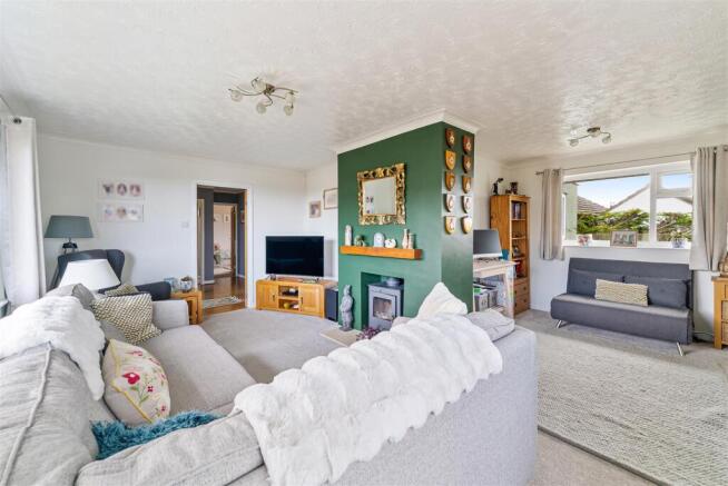 Lounge to Study Area