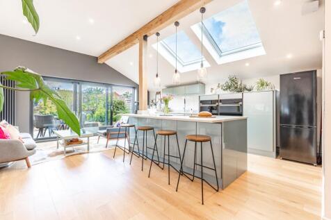 Four Bedroom Edwardian Town House in Harleston