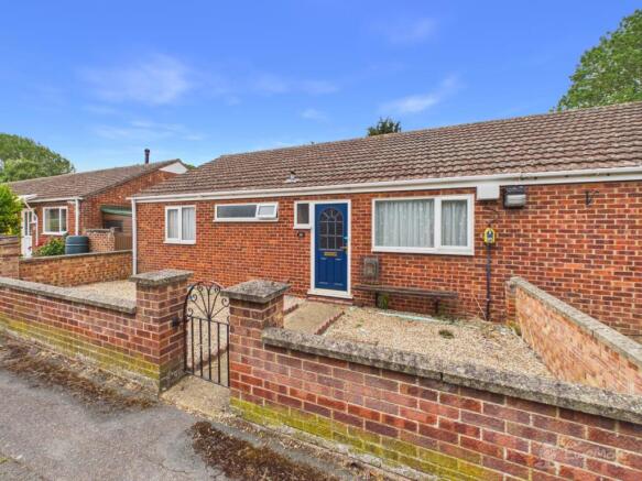 Front of house- Mark Stephens EweMove Newmarket an