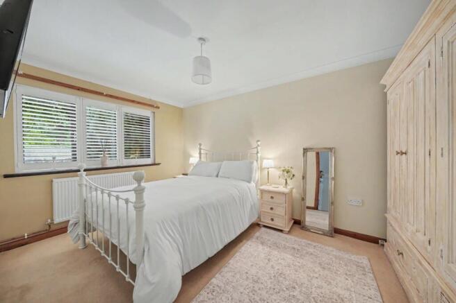 3 bed Bungalow for sale Image 10