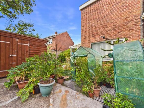 3 bed Semi-Detached for sale Image 5