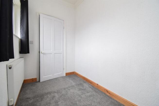 2 bed End of Terrace to rent Image 11