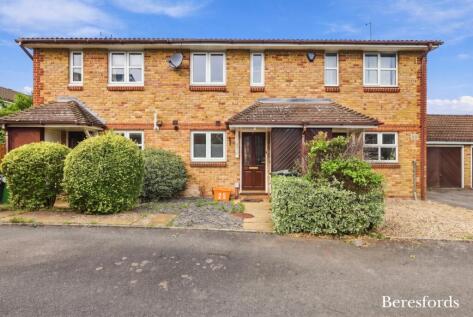 Carpenter Close, CM12
