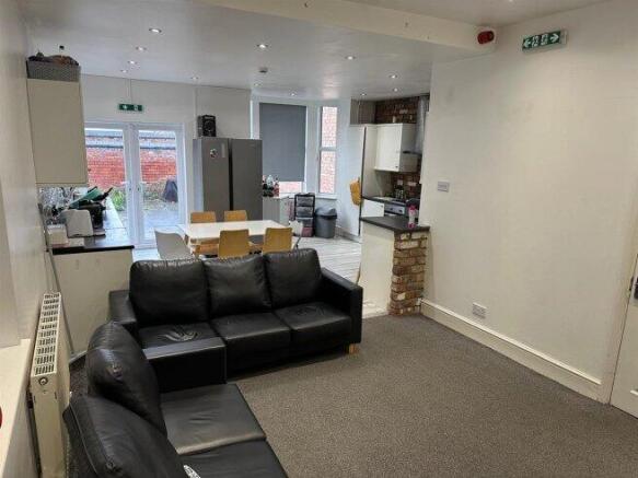 radcliffe-road-ng2-5hh-1056833