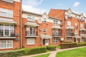 35, Shaftesbury Gardens, London NW10 6LJ