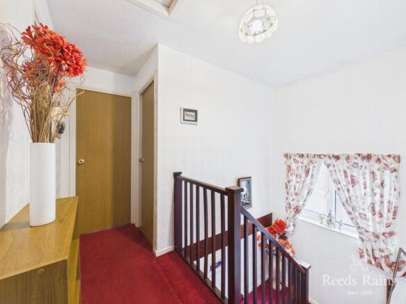4 bed Detached for sale Image 12