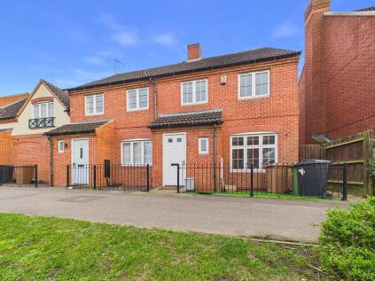West Lake Avenue, Hampton Vale, PE7