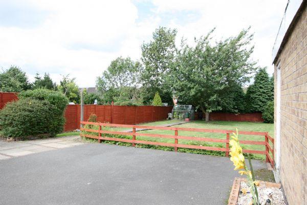 REAR GARDEN 2