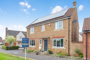 24, Kingfisher Avenue, Gillingham SP8 4GW