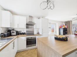 9, Morton Close, Hampton Gardens, Peterborough PE7 8RR
