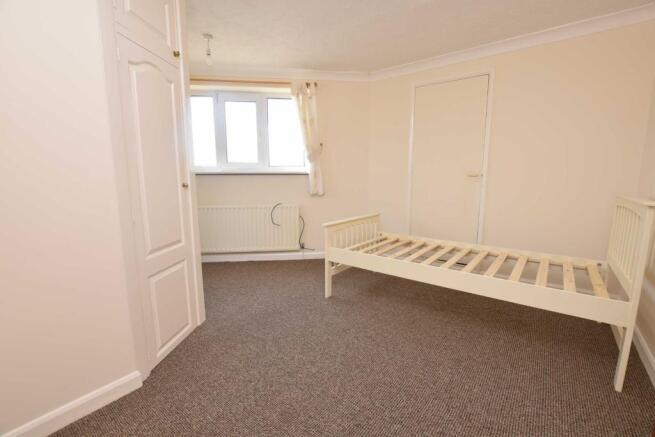 BEDROOM ONE EXTRA PH