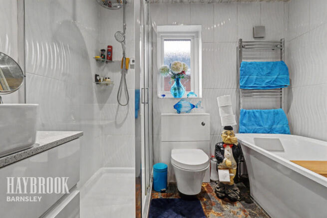 2 bed Detached Bungalow for sale Image 10